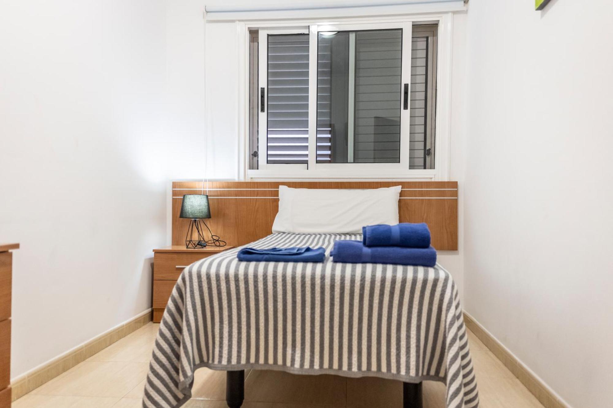 Appartement Yesenia Vv Airport à El Matorral Extérieur photo